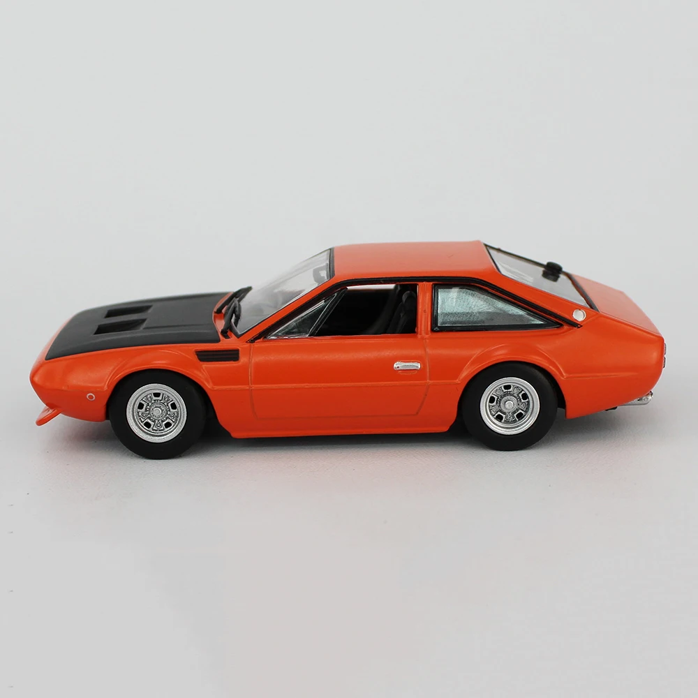 Модель HOMMAT 1/43 Jarama GTS (Боб Уоллес) 1972 модель автомобиля из металлического сплава