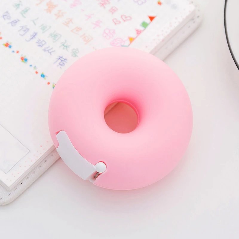 pink 1 шт. конфетный цвет сердце форма пончика пластиковый диспенсер для клейкой ленты офисные школьные настольные ленты держатель с лентой резак - Цвет: pink