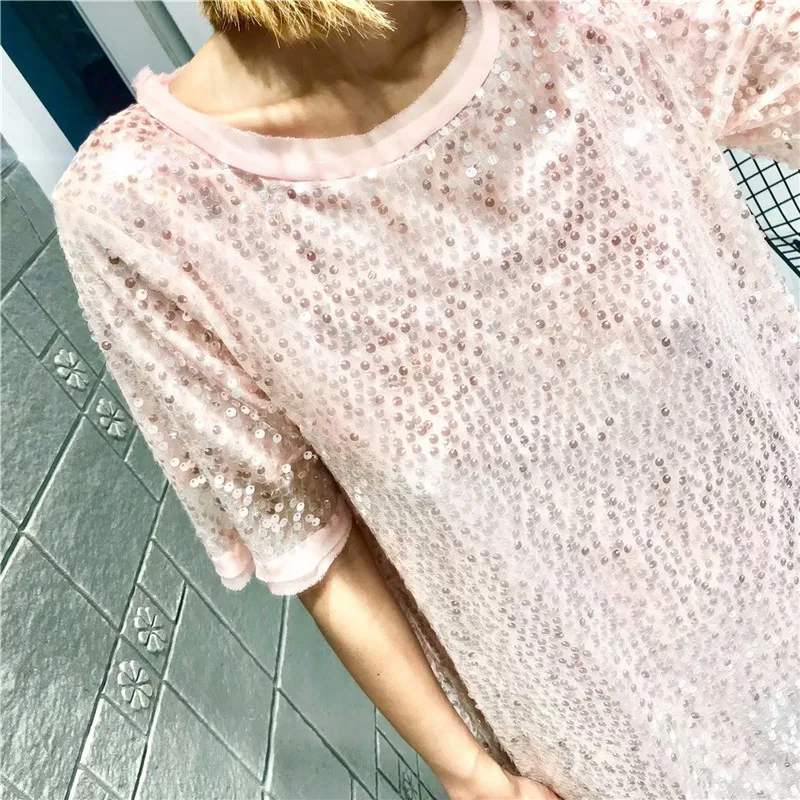 Женское платье с блестками JuneLove изящное коротким рукавом и круглым вырезом лето