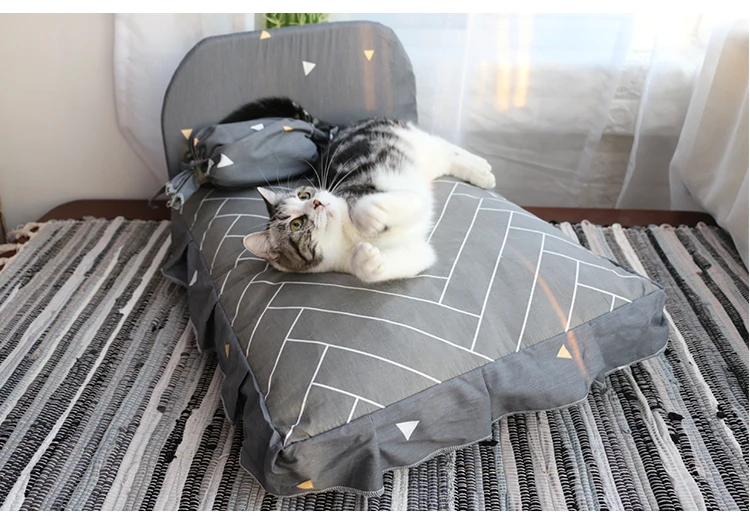 Кошачья кровать