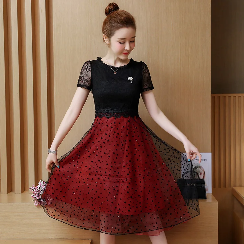 

New Fashion Beading Dress Women Mesh Patchwork Lace Dresses Summer 2018 Short Sleeve Slim Big Hem Elegant Ladies White Dress