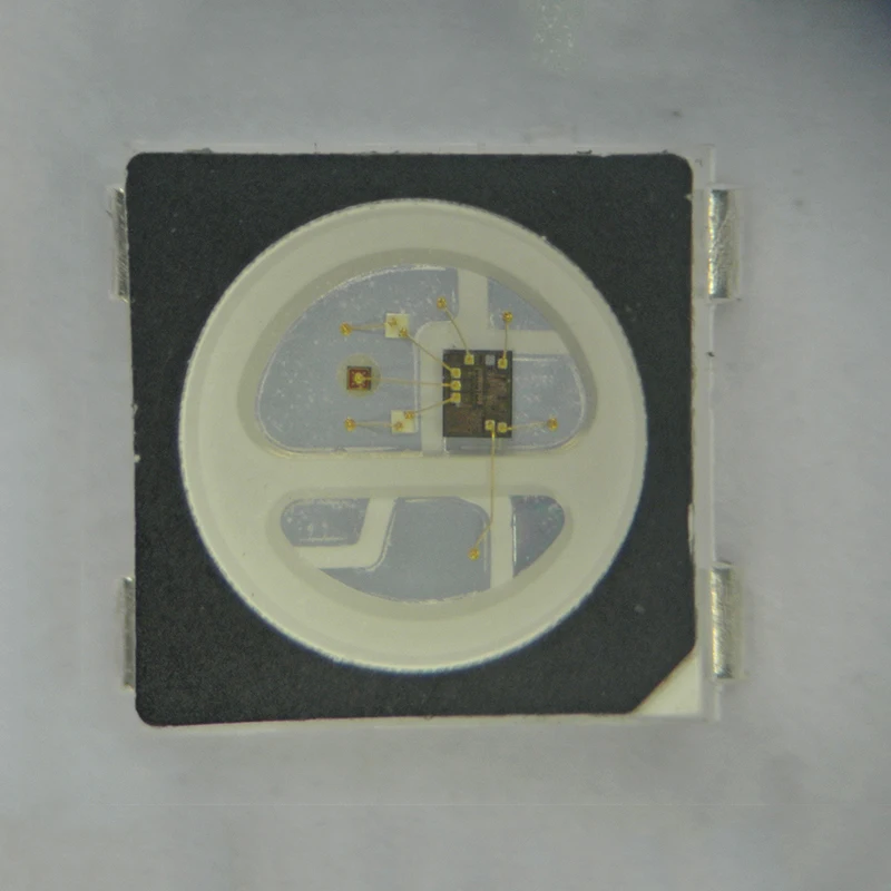 Светодиодная направляемая цифровая полноцветная RGB 1000 с черной рамкой вход 5 в