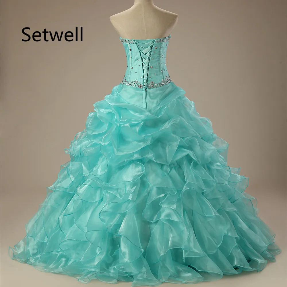 Sweatheart Прекрасный рукавов бисером платья выпускного вечера слоистых назад на