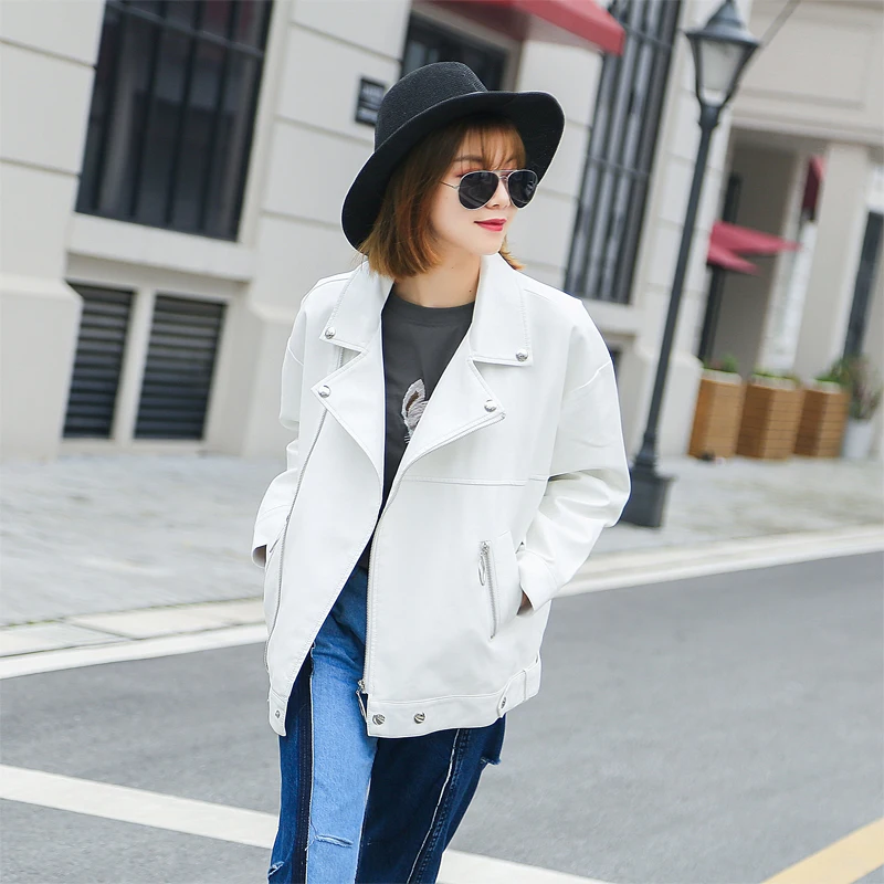 Куртка-бомбер женская из экокожи свободного кроя | Женская одежда