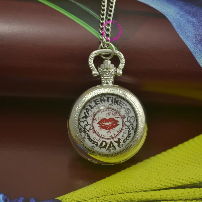 Оптовая продажа модные красные карманные часы с губами ожерелье женские
