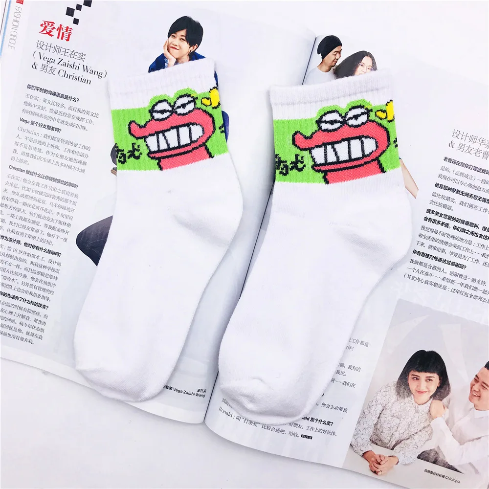 111 Новые милые Носки с рисунком Crayon Shin Chan, женские хлопковые крутые короткие носки с героями мультфильмов, хипстерские носки для скейтборда, забавные женские носки - Цвет: 111