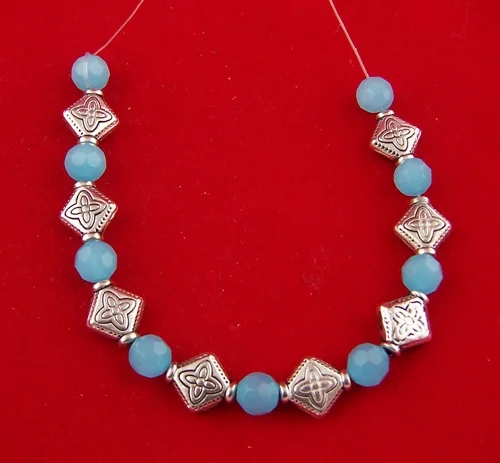 

Doreen Box hot- 60 Silver Color Rhombus Spacer Beads 8x10mm (B00045)