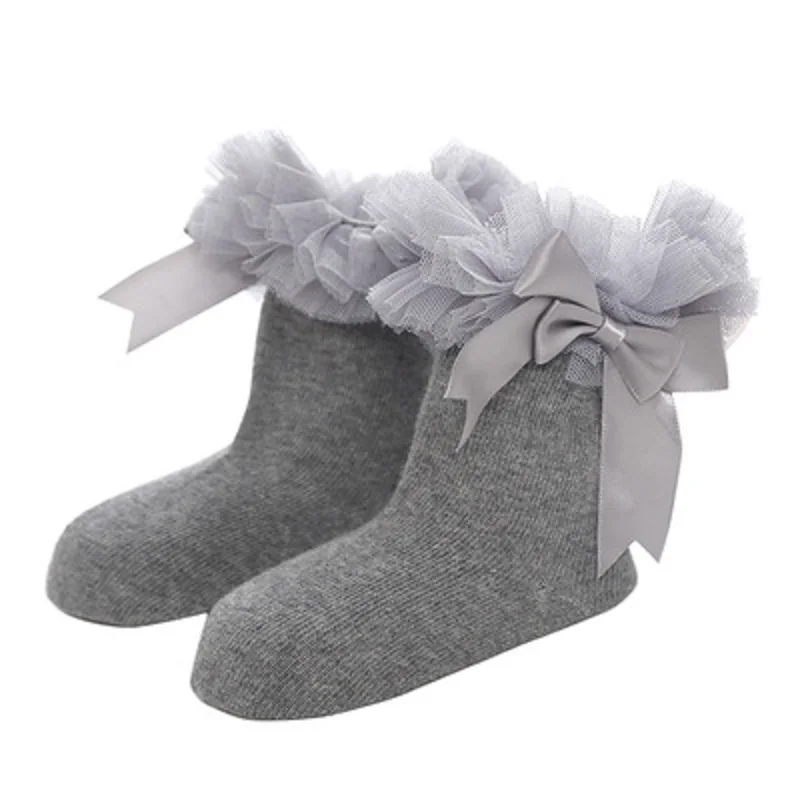 light gray От 0 до 4 лет милые кружевные детские носки принцессы с бантом нескользящие носки для маленьких девочек короткие носки для новорожденных - Цвет: light gray