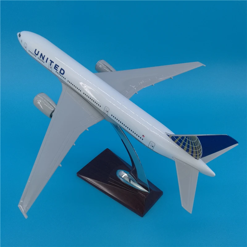 

32CM Airways Boeing B777 USA American UNITED Airlines Airplane Model Toys Aircraft Diecast Plastic Alloy Plane Gifts for Kids