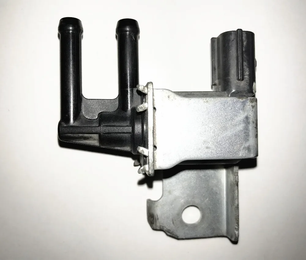 Соленоидная Очистка для вейпа 18114 63J00 1811463J00 Suzuki SX4/Swift/Grand Vitara| |