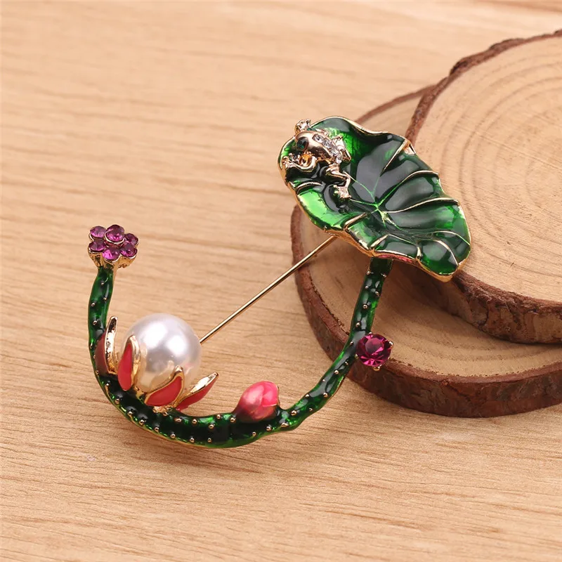 Эмалированная брошь в виде листьев лотоса зеленый фолиевый нелумбинит броши