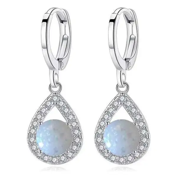 Серьги пусеты мистические круглые с белым огненным опалом для женщин украшения