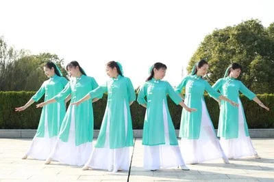 Ограниченный выпуск китайский Hanfu Сценические костюмы для певцов костюм для классических танцев женские кайт Китайский Стиль монохромный форма