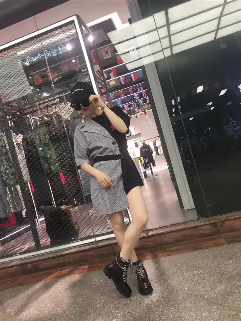 Женские кожаные ботинки челси на плоской подошве с кружевом короткие сапоги