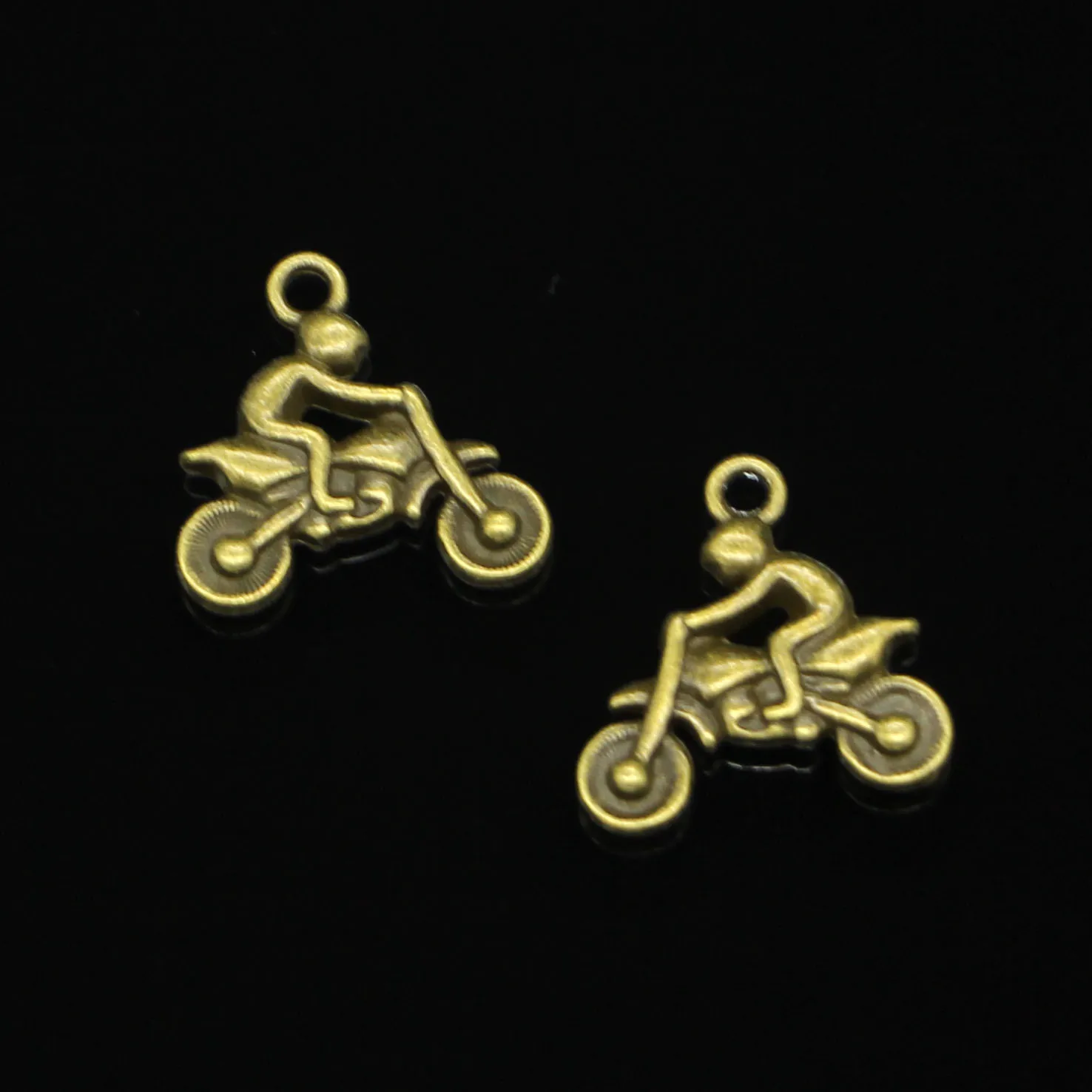 39 шт. Подвески ручной работы для мотоцикла 21 х21 мм|Шармы| |