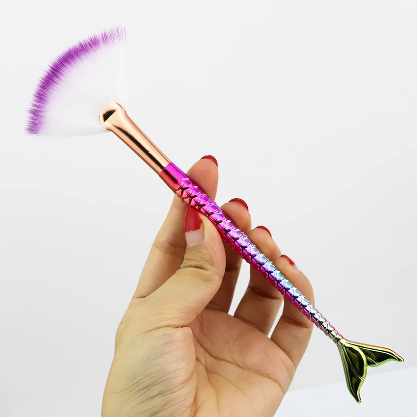 Одиночный вентилятор в форме русалки мягкая кисточка для макияжа румяна