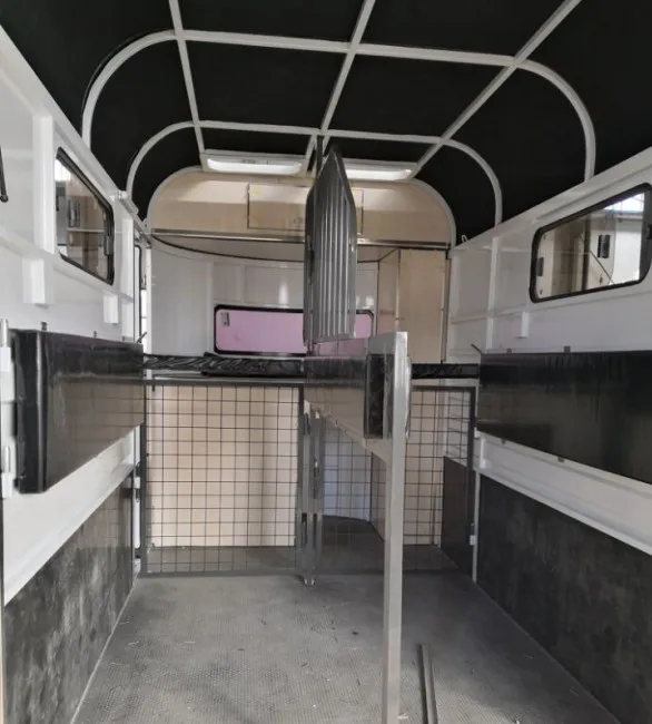 2 horse straight load deluxe trailer transporter for sale | Бытовая техника