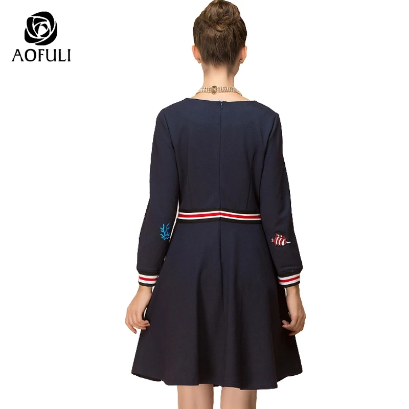 Женское классическое платье до колена M/L/XL/4XL зимнее облегающее А-силуэта длиной