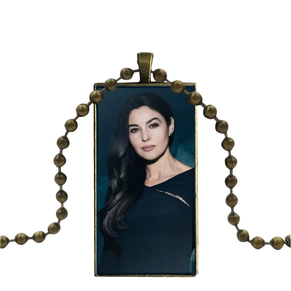 Оптовая продажа для девочек Monica Bellucci стеклянная подвеска с изображением