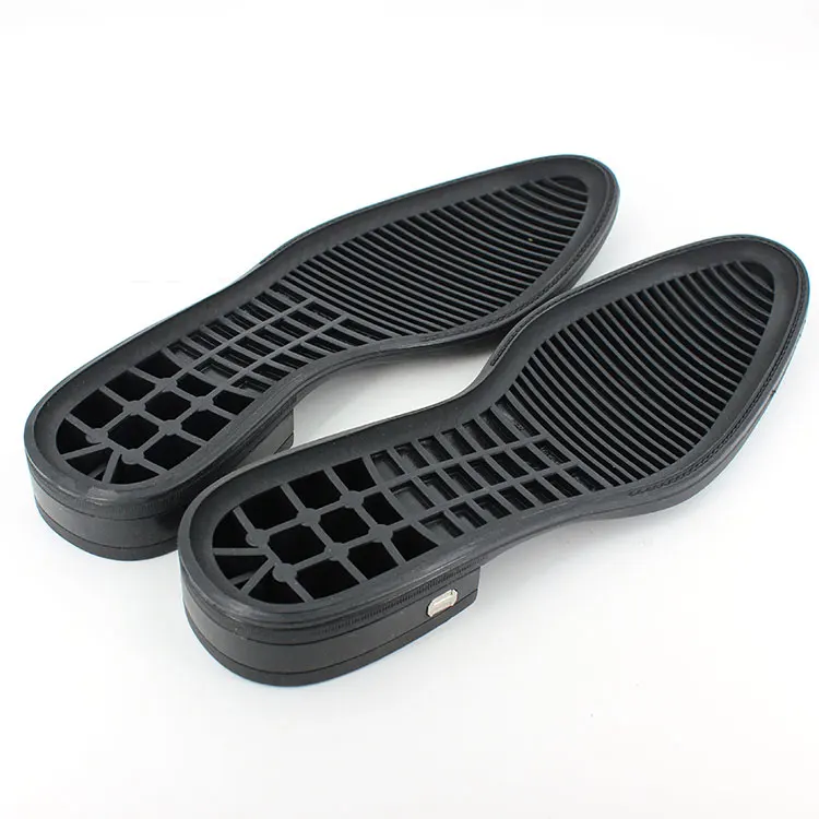 Мужские кожаные туфли ручной работы на резиновой подошве модельные с острым