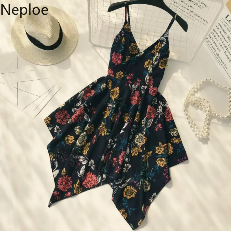 Женское платье с v-образным вырезом летнее без бретелек высокой талией необычное