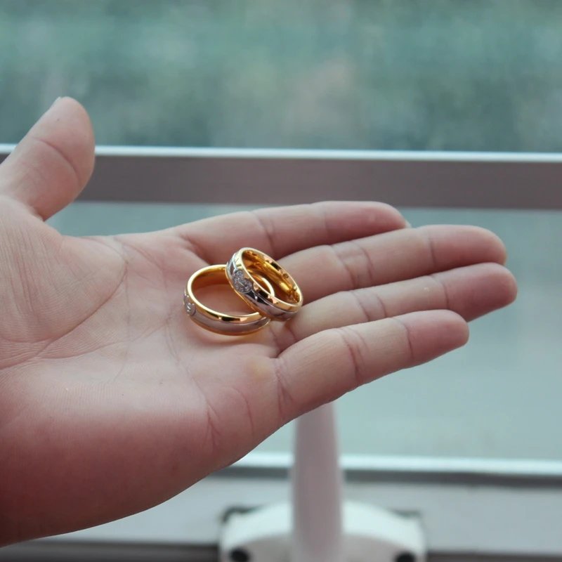 Vnox сердца Свадебные Кольца для Для женщин/Для мужчин золото-цвет Нержавеющая