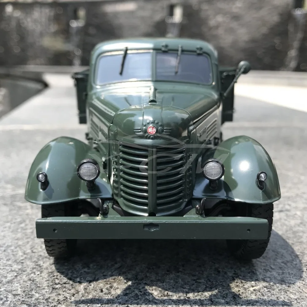 Литая под давлением модель автомобиля Jiefang CA10 грузовик Century Dragon 1:24 (зеленый) +
