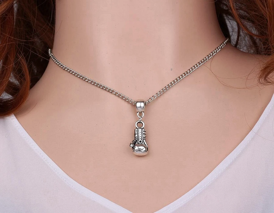 Винтажные Серебристые кулоны боксерские перчатки красивые ожерелья с