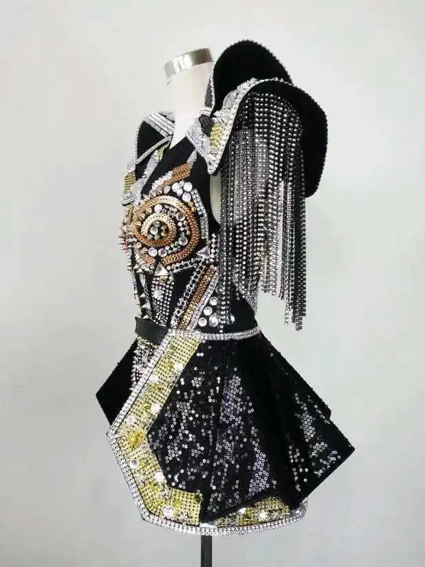 Боди в стиле armor style боди с кристаллами декорированное камнями для ночных клубов и