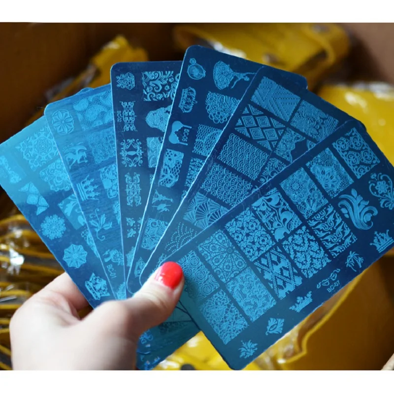 

Pandahall 3D Nail Art Stamping Plates DIY Stamper Scraper with Cap Template Nail Tools for nail Art