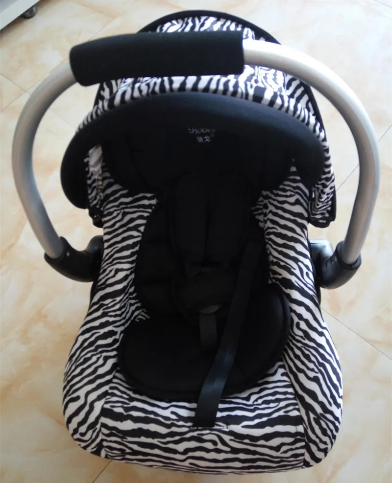 Black and White Stripes Baby Seat Newbore Zebra Pattern Baskert Car Safety Seats Portable Carriage Infant Baby Cradle Seats