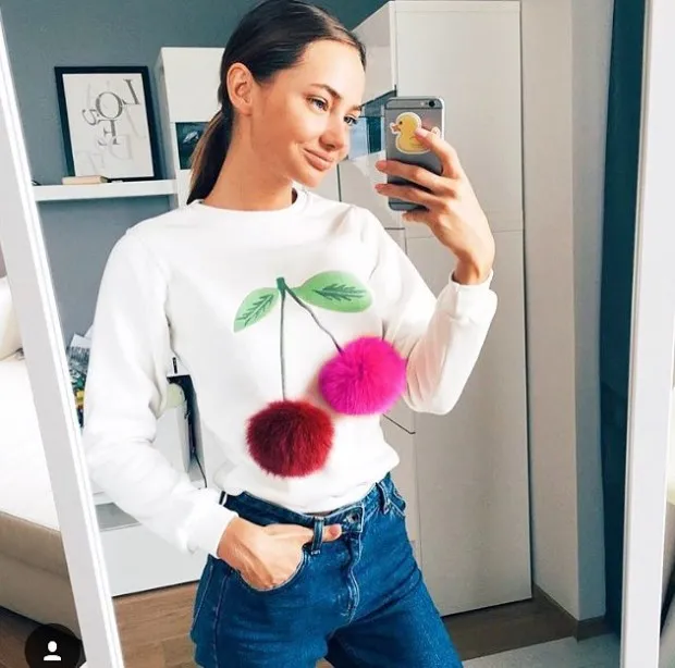 Осенние толстовки свитшоты женские цветные вишневые плюшевые с длинным рукавом