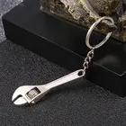 Модный гаечный ключ, гаечный ключ для мужчин, металлический инструмент серебристого цвета, брелок на штаны, мужские украшения, подарок для мальчиков на вечеринку