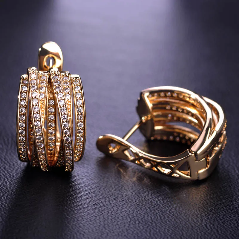 Женский комплект из кольца и серёг Blucome меди с фианитом в форме Зубцов украшение