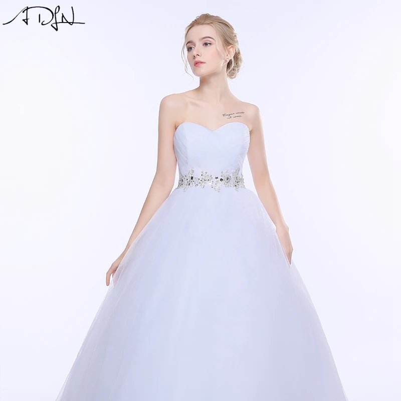 Свадебное платье с бусинами ADLN элегантное ТРАПЕЦИЕВИДНОЕ без рукавов фатиновым
