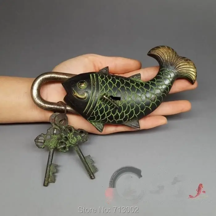 Старый медный замок cyprinoid Карп форма замка и два ключа|shape| |