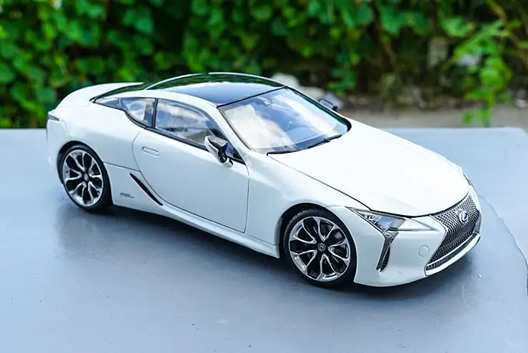 Белый Высокая имитация LEXUS LC500h Коллекция Модель 1:18 Расширенный сплав модель автомобиля, литая металлическая модель игрушечного автомобиля - Цвет: Белый