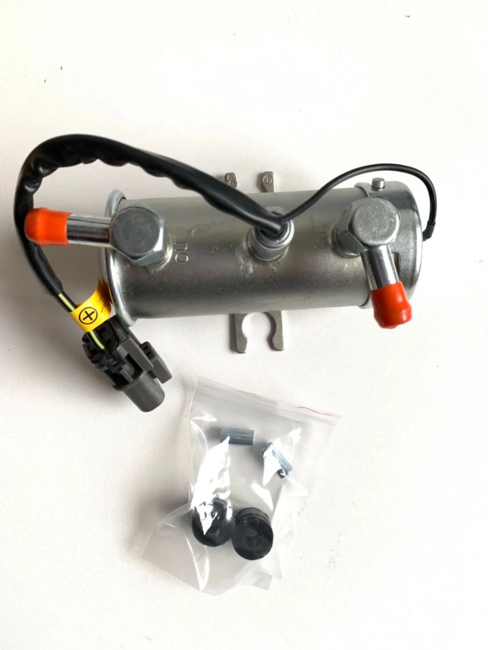 Электрический топливный насос 8980093971 для ZAX240 EX240 EX330 3 4HK1 6HK1 24V DC|Регулятор давления