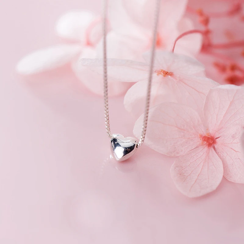 MloveAcc Tiny Smooth Heart Pendant Necklace 925 Sterling Silver Box Chain Necklaces for Women Jewelry