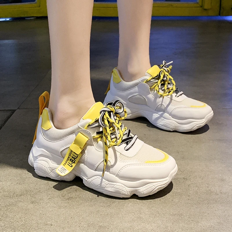 Массивные кроссовки Harajuku Dad Shoes женские на высоком каблуке белые 2019 модные крутые