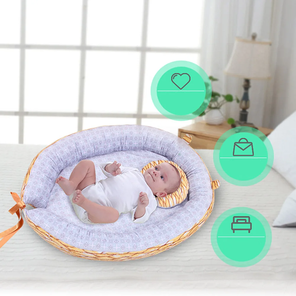 

Portable Baby Bed Crib Foldable Bassinet Lounger Breathable Hypoallergenic Sleeping Bed Cotton Portable Crib for Bedroom Travel