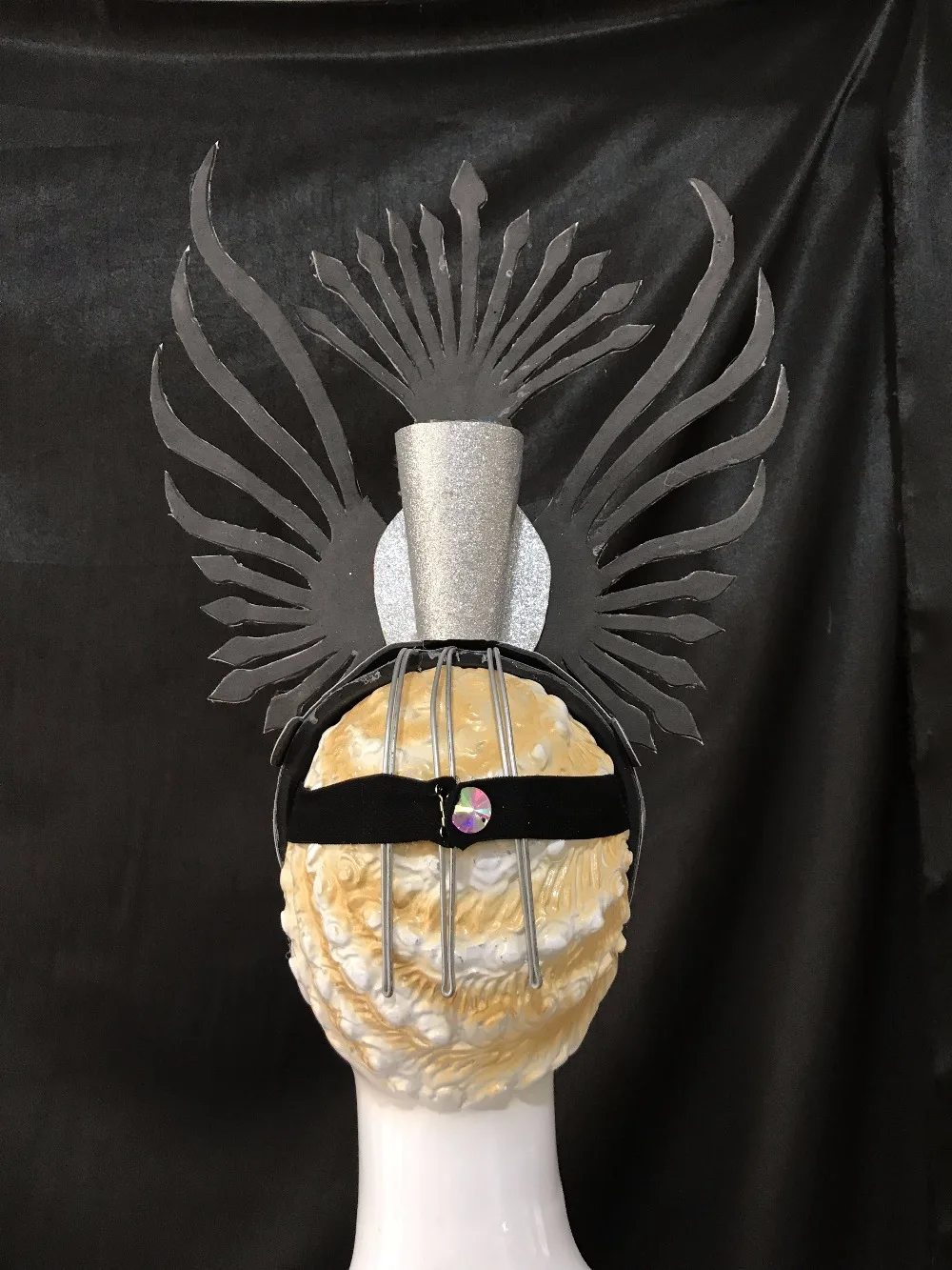 Бразильский Рио Испанский Куба Сантьяго Гавана Венеция Дионисия карнавал Плавающий Костюм Маска Маскарадный костюм самба плюмаж плюме Хедд он.