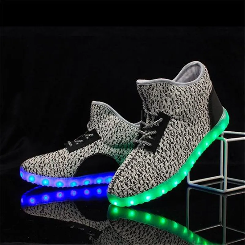 2017LED yeezy high top shoes Man&ampWomen fashion colorful escarpin femme light up sneakers dames schoenen flashing basket | Обувь