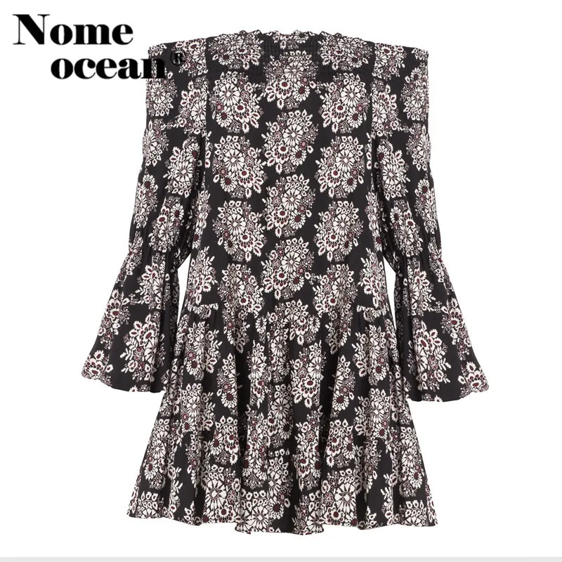 Черное Цветочное платье с открытыми плечами эластичной лентой вырезом лодочкой