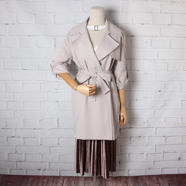 Женский Длинный тренчкот на пуговицах элегантный с большими лацканами модель