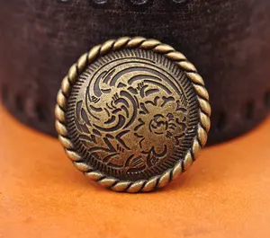 30 мм 10X античный латунный цветок гравированная веревка боковой кожевенный ремень кошелек украшения Аппаратные средства DIY CONCHO набор винтовой задней части