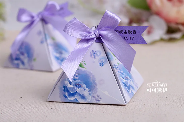 

wedding candy favor box -- Customized Tag Pyramid Candy Box sweet Colorful gift box party giveaways box 100pcs/lot