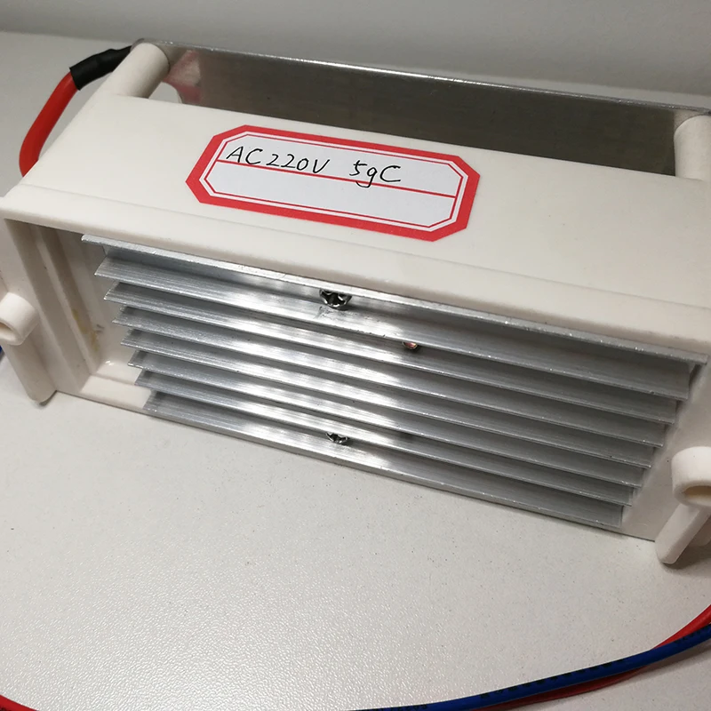 Портативный Керамика генератор озона 220V/12V 5g интегрированный пластины аэризатор