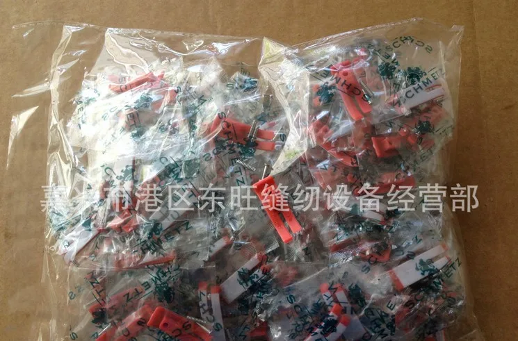 Industrial sewing machine parts Pressure feet foot wear a red lion car MT-18 Chi plastic floor Oxford Teflon pressure plate | Дом и сад
