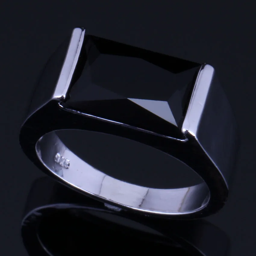 

Royal Rectangle Black Cubic Zirconia Silver Plated Ring V0395